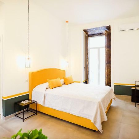 A I R Sant'Anna Bed & Breakfast เนเปิลส์ ภายนอก รูปภาพ