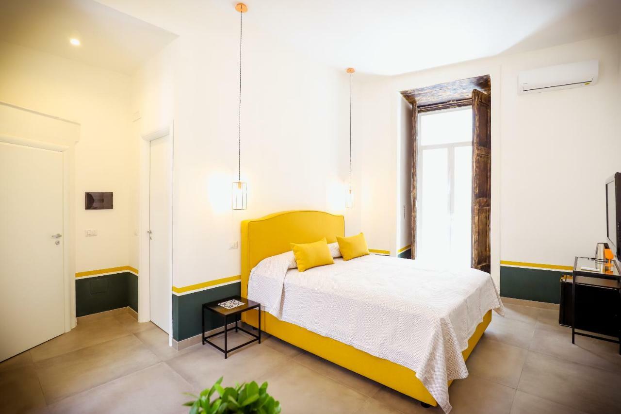 A I R Sant'Anna Bed & Breakfast เนเปิลส์ ภายนอก รูปภาพ