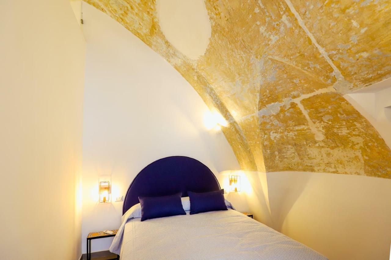 A I R Sant'Anna Bed & Breakfast เนเปิลส์ ภายนอก รูปภาพ