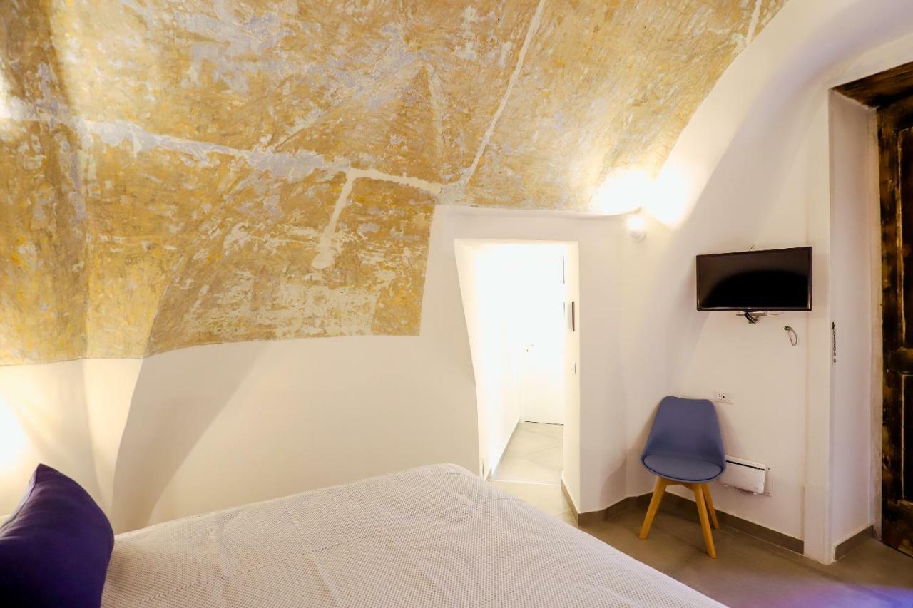 A I R Sant'Anna Bed & Breakfast เนเปิลส์ ภายนอก รูปภาพ