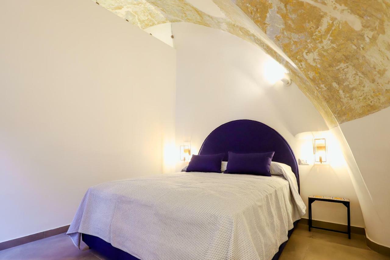 A I R Sant'Anna Bed & Breakfast เนเปิลส์ ภายนอก รูปภาพ